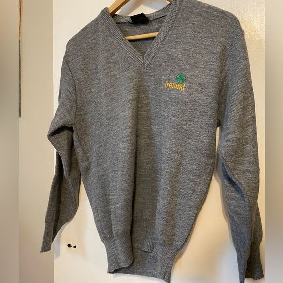 Ireland Sweater - Picture 1 of 6